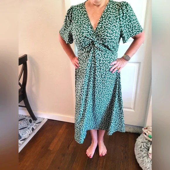 Shein Dresses | Elegant Green Floral Dress | Color: Green | Size: XL | Pm-34118382's Closet